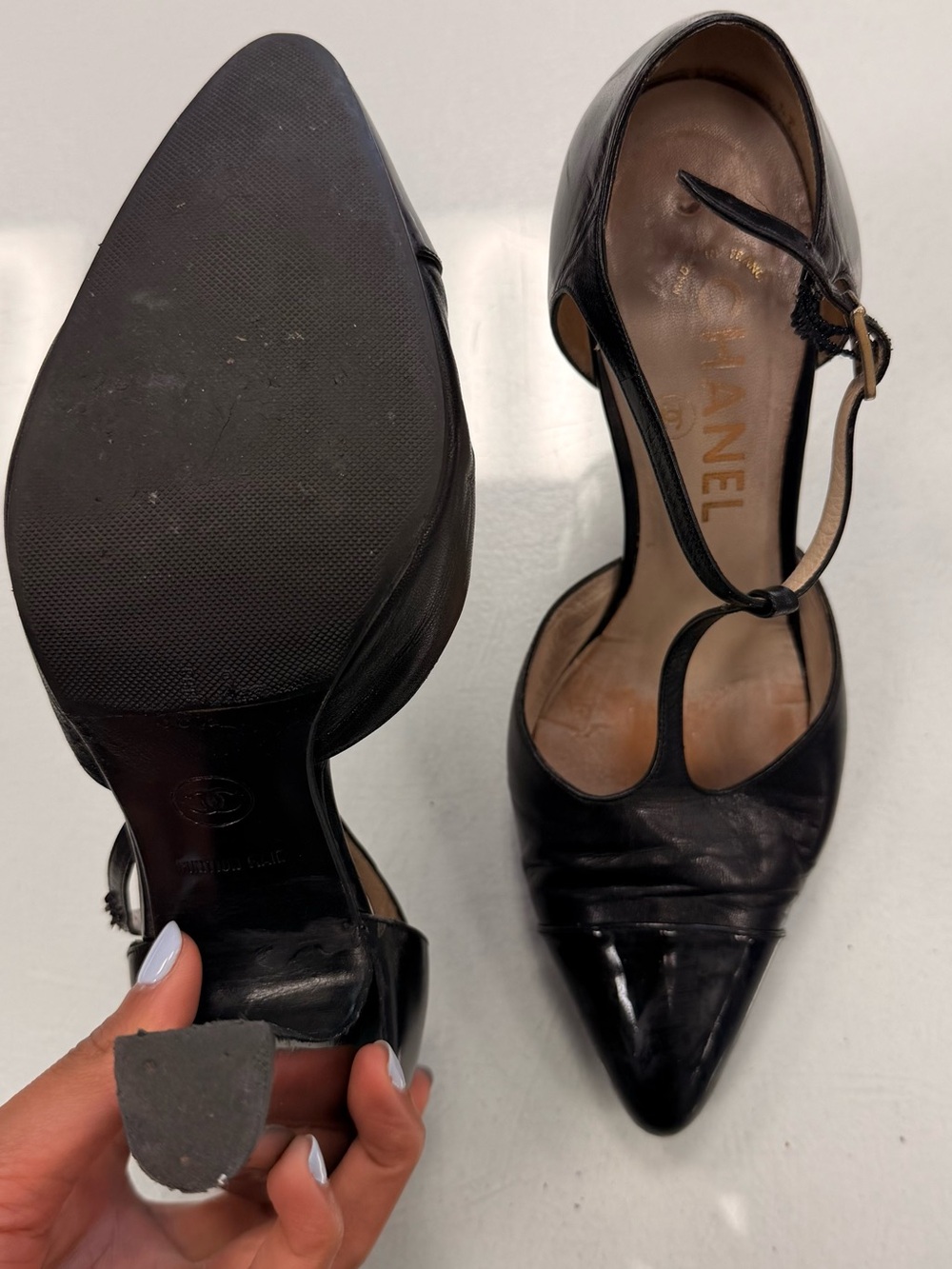 CHANEL Black Leather T-Strap Pointed Toe Heels - Picture 2 of 7